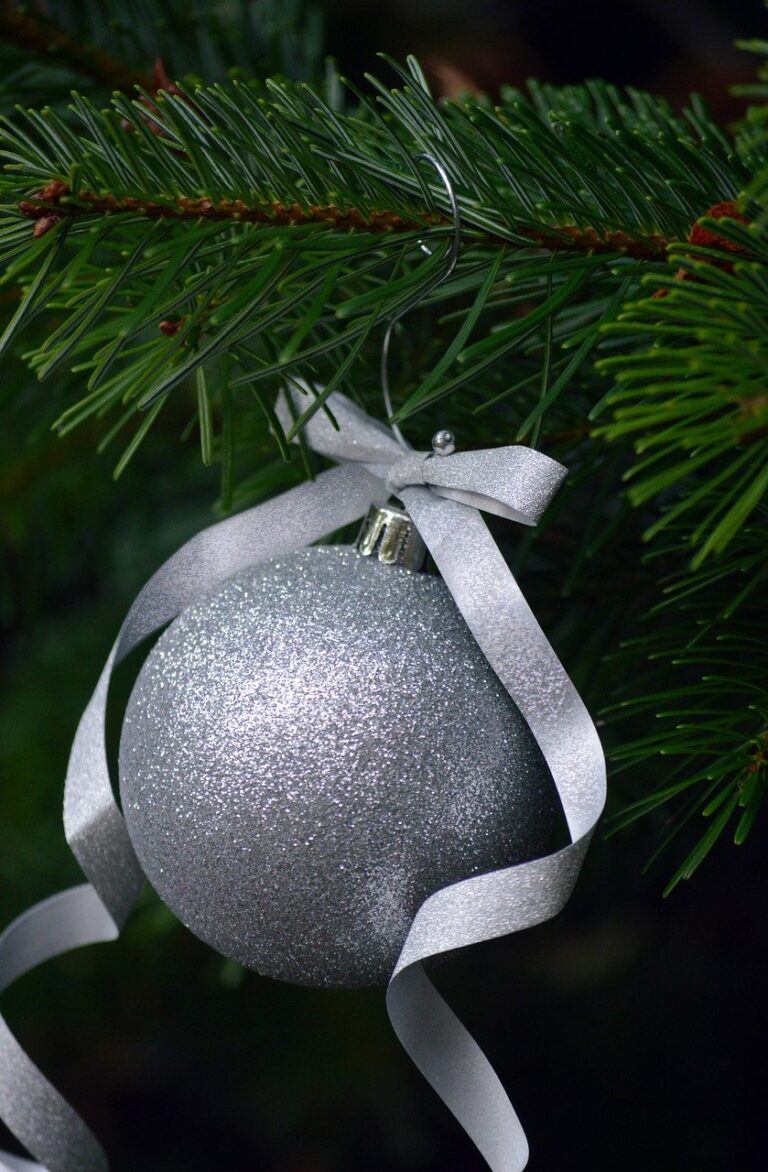 Laat je huis stralen met een prachtige kunstkerstboom met lichtjes!